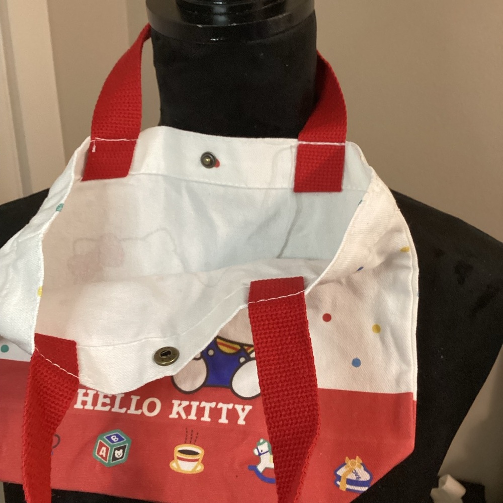 30% Off! For 3 Days!    NWOT - Small Hello Kitty Canvas Tote- Brand New!! - Picture 4 of 8
